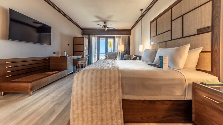 Deluxe Ocean View Room